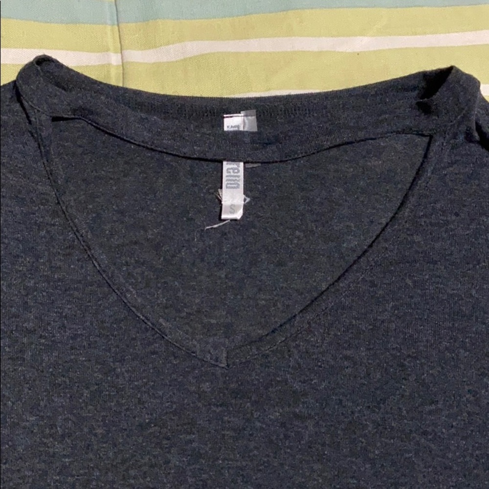 Pullover Loose Fitting Top. Euc - image 5
